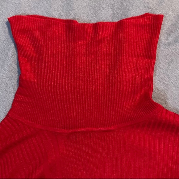 Apt. 9 brand Red Turtleneck Sweater, Ribbed Texture, Size Small - Picture 3 of 6